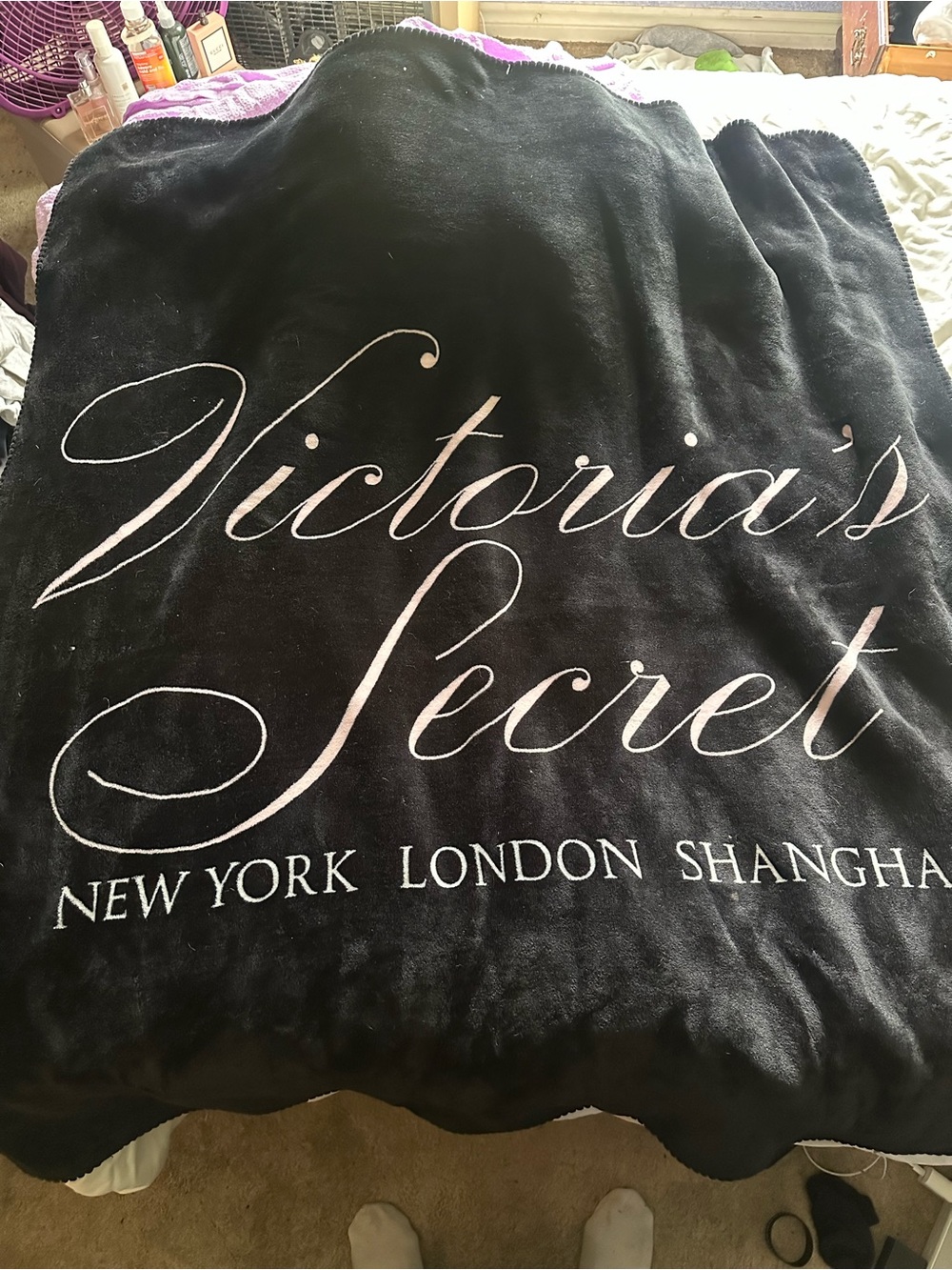 VS throw blanket